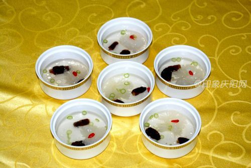 補(bǔ)腎壯陽(yáng)、壯腰益精的慶陽(yáng)子午菌牛髓湯