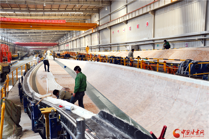 “擰緊”防控閥 打出“組合拳”——玉門市三向發(fā)力推動疫情防控、復(fù)工復(fù)產(chǎn)、脫貧攻堅齊頭并進(jìn)（圖）