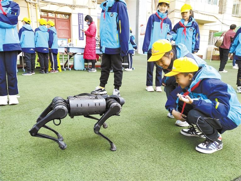 蘭州安西路小學“STEM種子?！苯遗?>
        </a><em>蘭州安西路小學“STEM種子?！苯遗?/em></li>
    <li><a  target=