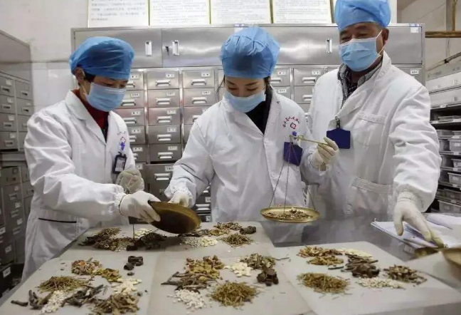 新冠肺炎疫情人物同防市民如何做？請看這里！
