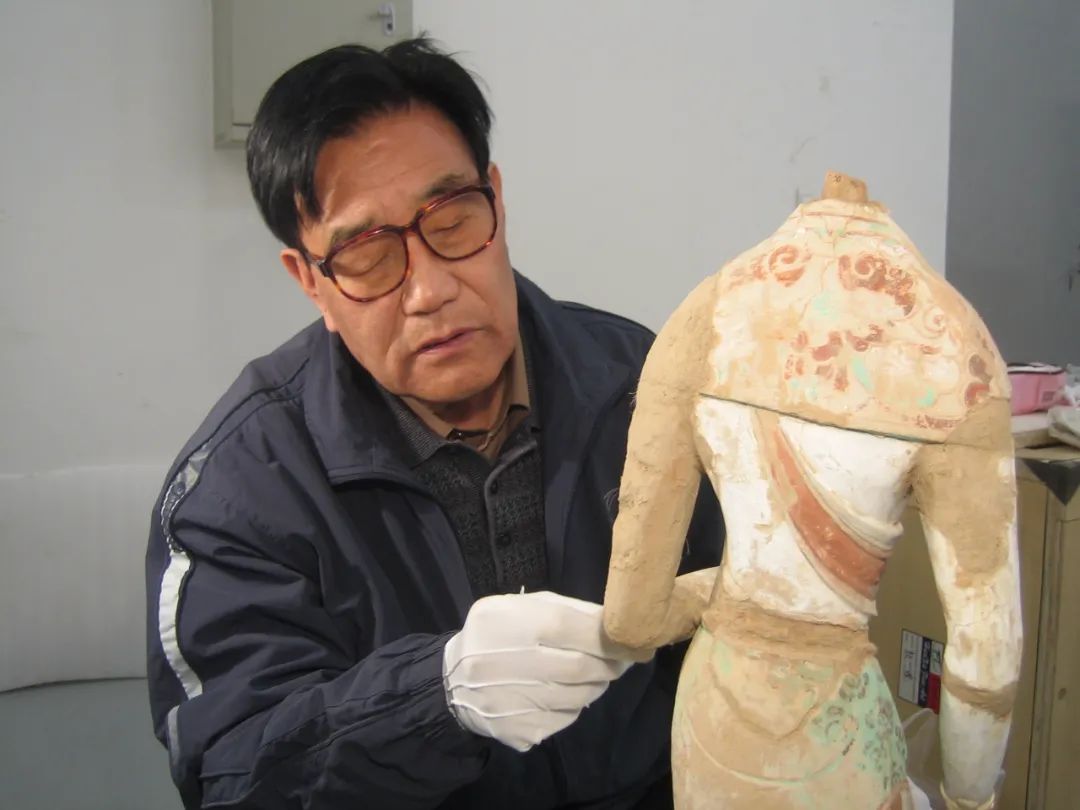 【中央媒體看甘肅】守護(hù)千年敦煌，他只覺一生太短……