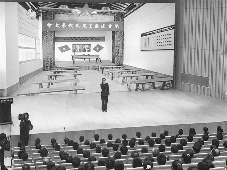 蘭州市開展“學黨史、頌黨恩、跟黨走”紅色文化進校園活動