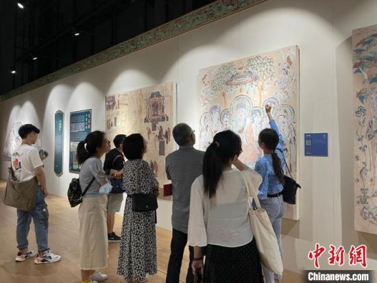 圖為展覽現(xiàn)場(chǎng)。　江楊燁 攝