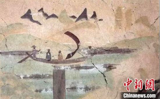 “一人搖櫓晃扁舟，兩人撐篙水上漂?！眻D為莫高窟第323窟《搖櫓帆船》（初唐）?！《鼗脱芯吭汗﹫D