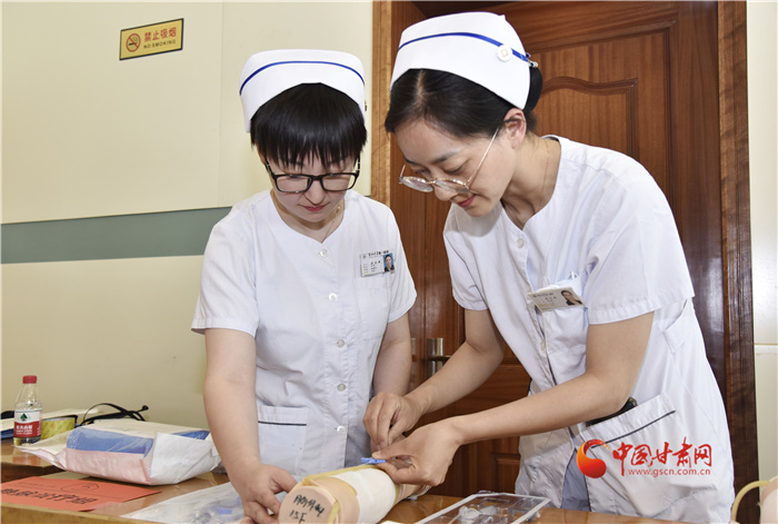 解聘哺乳期女工，違法！法院判決用人單位承擔(dān)雙倍賠償